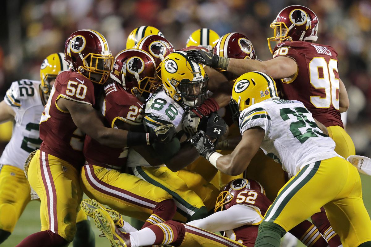 NFL: Green Bay Packers at Washington Redskins
