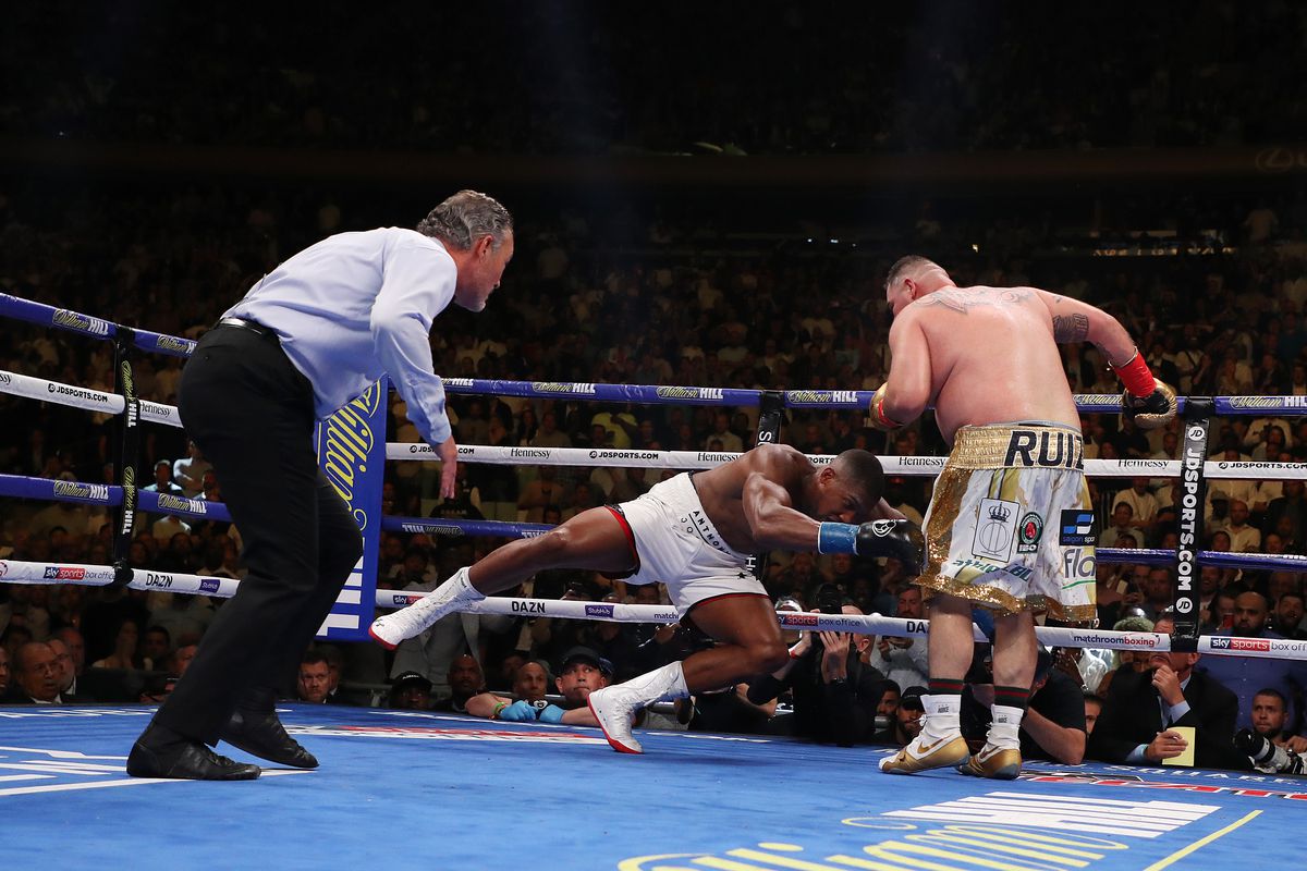 forfremmelse diskriminerende Gøre en indsats Andy Ruiz Jr pulls off the improbable, knocks out Anthony Joshua to win  heavyweight titles - Bloody Elbow