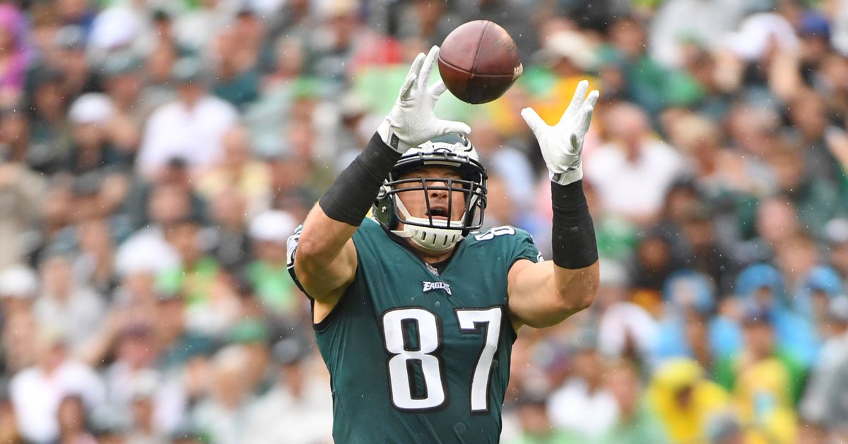 Report: Former Eagles tight end Brent Celek to retire Friday.