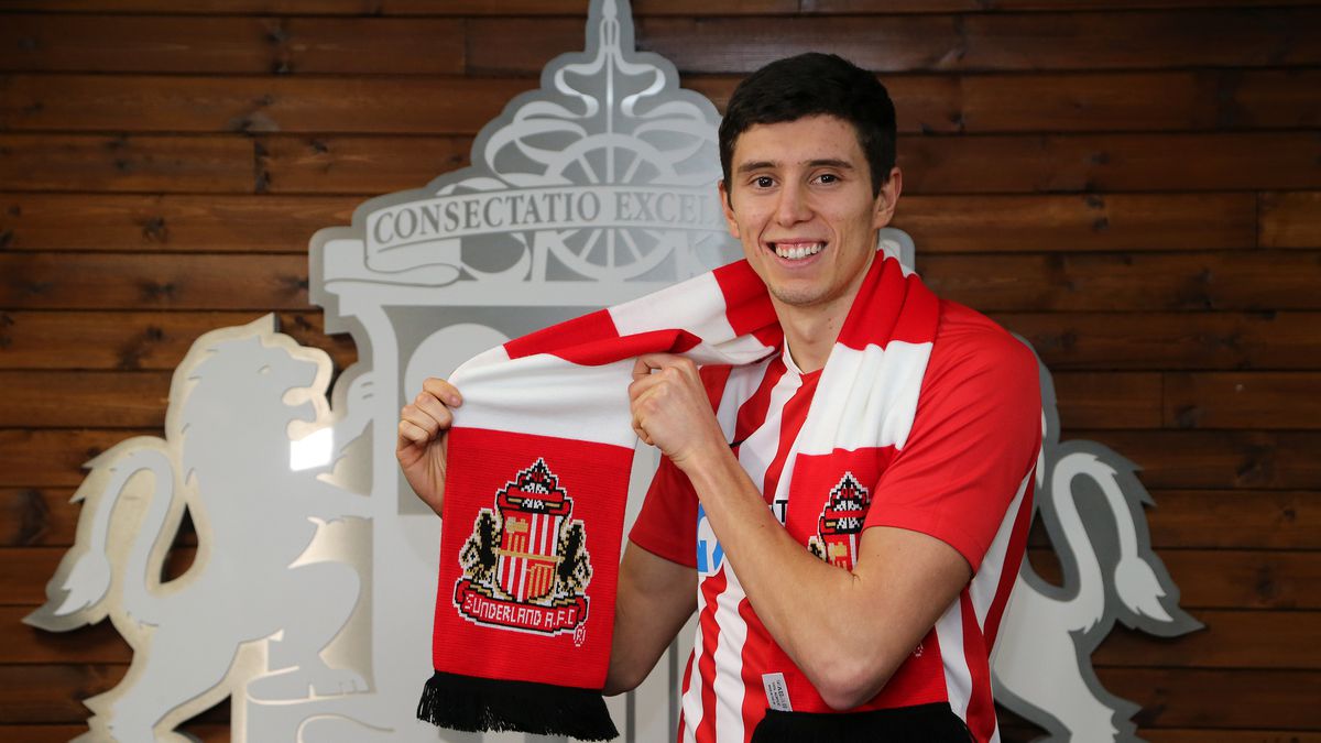 Sunderland Announce New Signing Ross Stewart