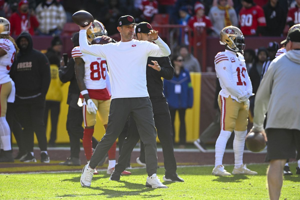 NFL: San Francisco 49ers at Washington Commanders