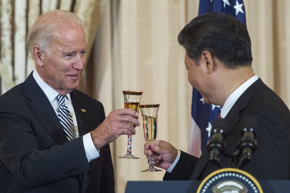 Joe Biden and Chinese President Xi Jinping, 2015