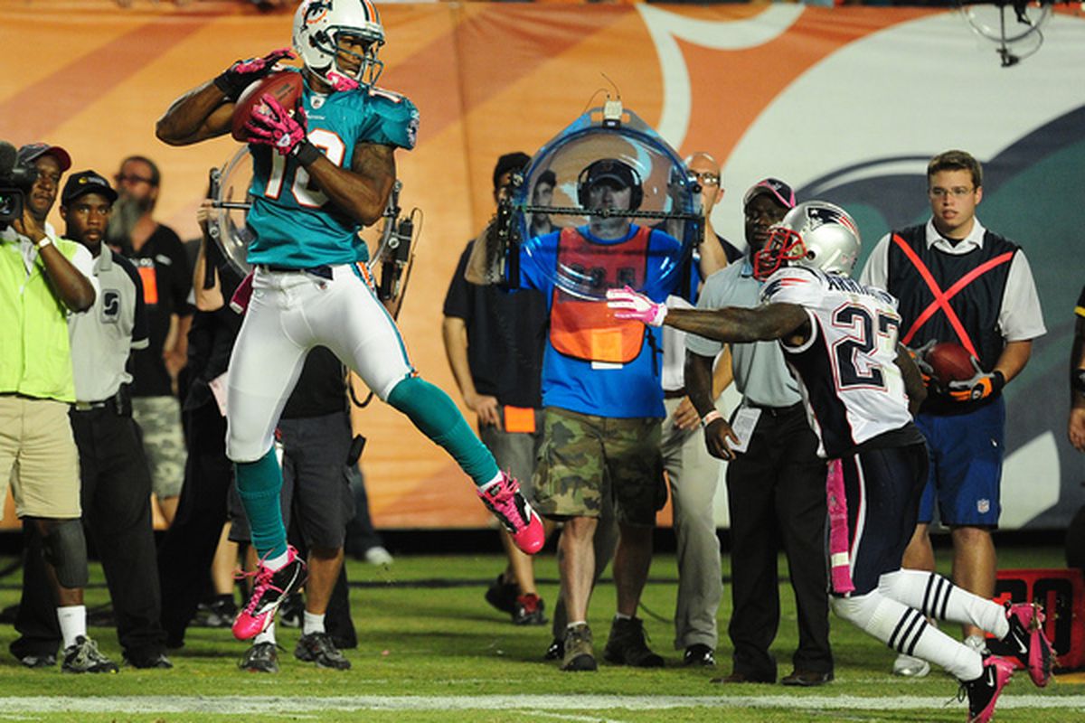 The Dolphins have a glaring need at wide receiver.  Could Roberto Wallace be part of the answer?