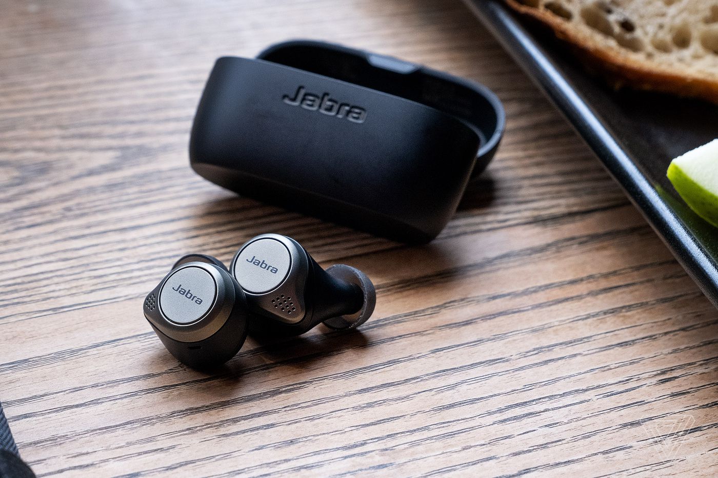 Jabra Elite 75t Earbuds Review The Best Airpods Alternative The