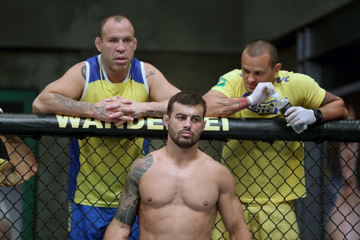 Andre Dida, top right, is Wanderlei Silva's assistant coach on TUF: Brazil 3.