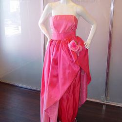 Pierre Cardin Haute Couture from the late '70s. "One of my favorite dresses at Decades. It makes me smile each time I pass it. Regarding price, this one is so special you will have to ring the store."