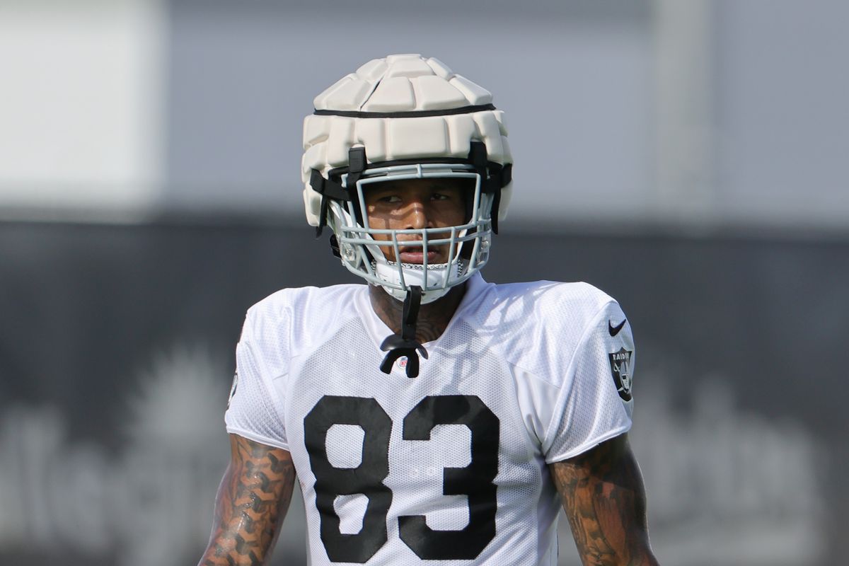 Tight end Darren Waller #83 of the Las Vegas Raiders walks on a field during the team’s first fully padded practice during training camp at the Las Vegas Raiders Headquarters/Intermountain Healthcare Performance Center on July 27, 2022 in Henderson, Nevada.