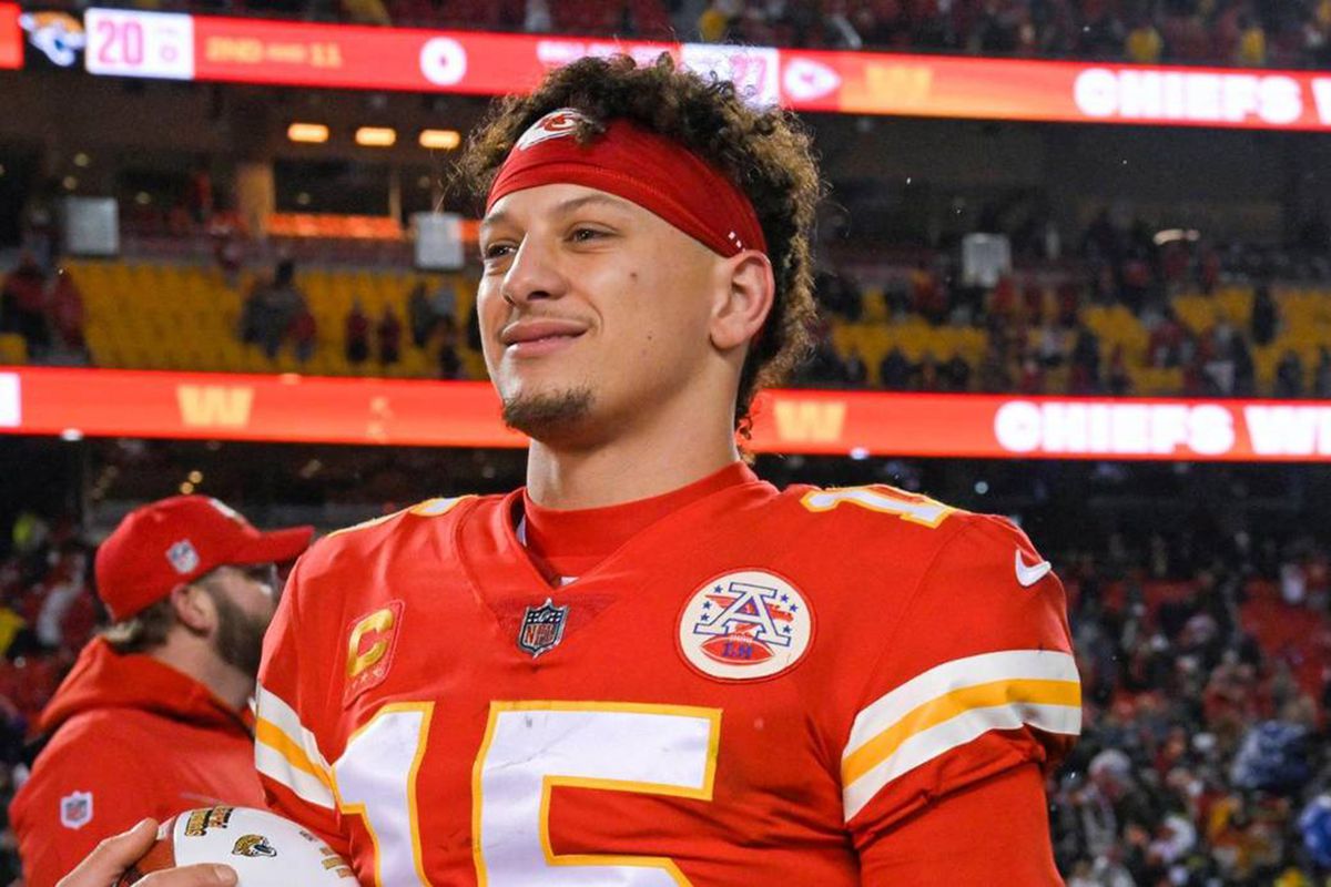 Quarterback Patrick Mahomes led the Kansas City Chiefs to a 27-20 defeat of Jacksonville in the Divisional Round of the NFL playoffs on Saturday at GEHA Field at Arrowhead Stadium.