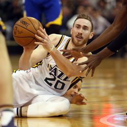 Utah Jazz forward Gordon Hayward (20) looks for a teammate to pass in the second half of an NBA regular season game against the Golden State Warriors at the Vivint Arena in Salt Lake City, Wednesday, March 30, 2016.