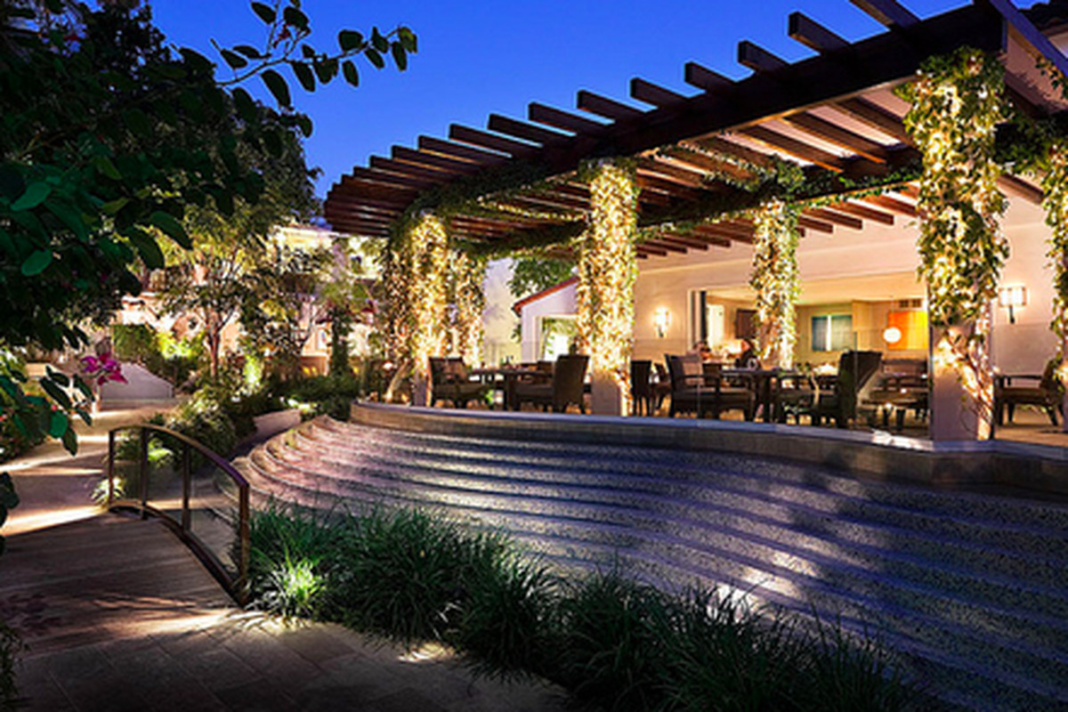 Dining Patio at Sunset Marquis. 