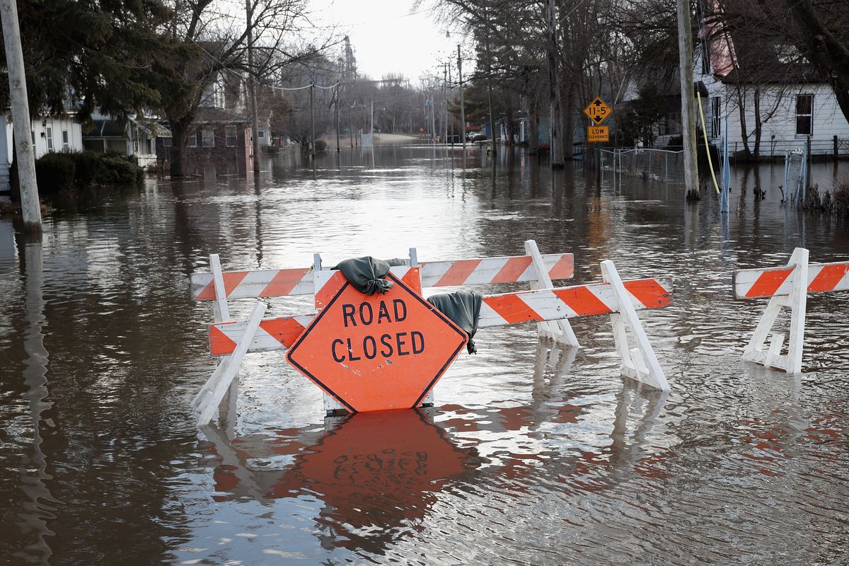 After Heavy Snows, Midwest Rivers Flood Their Banks