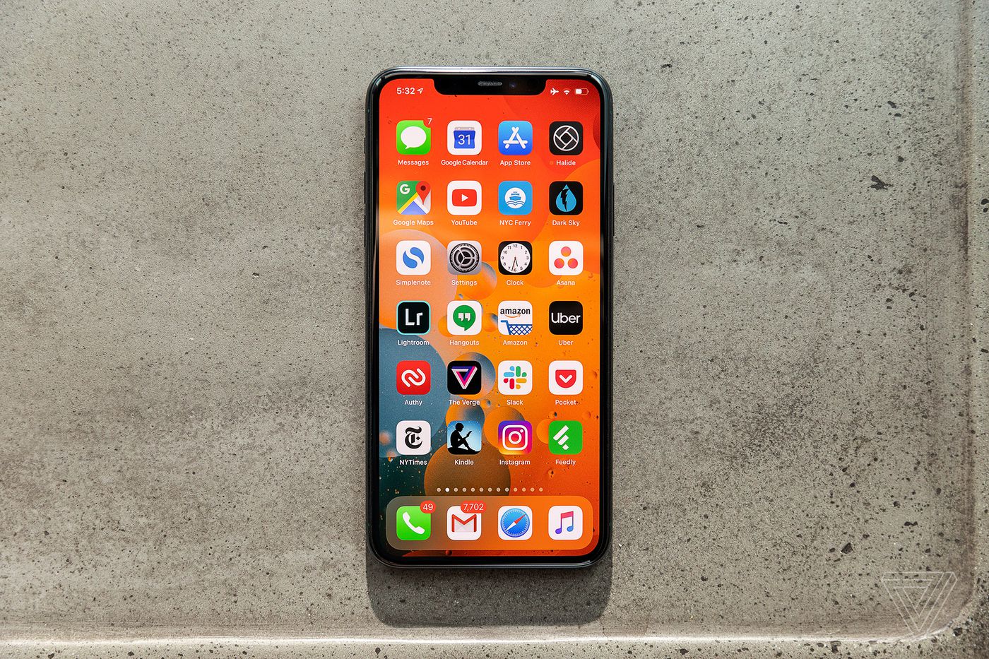 Apple Fixes More Weird Bugs With New Ios 13 2 3 Update The Verge