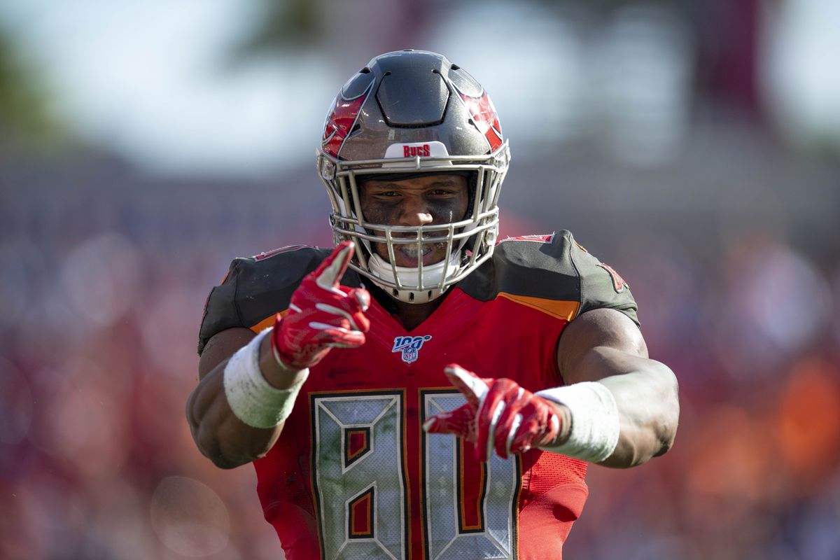 Tampa Bay Buccaneers tight end O.J. Howard reacts during the second quarter against the New York Giants at Raymond James Stadium.