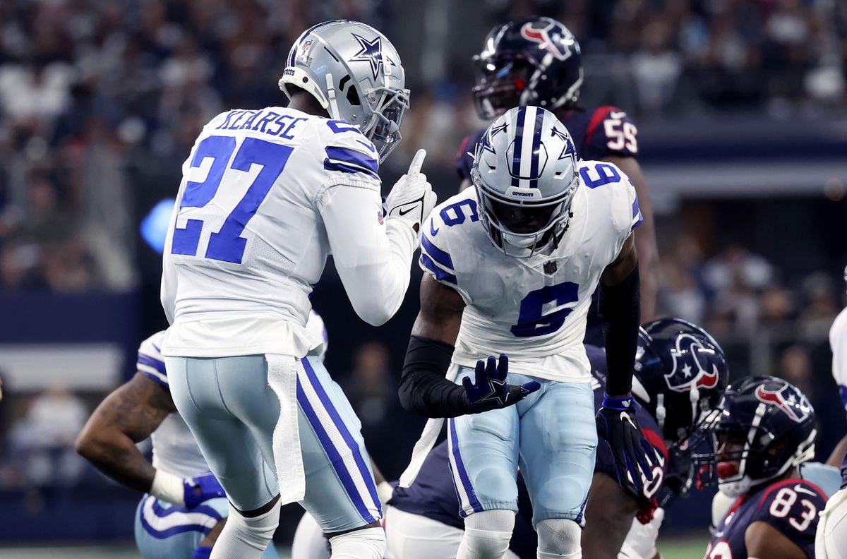 NFL: Houston Texans at Dallas Cowboys