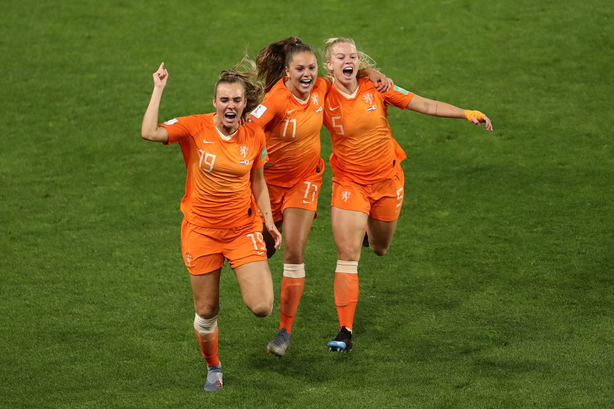 Netherlands v Japan: Round Of 16 - 2019 FIFA Women’s World Cup France