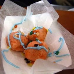 <a href="http://eater.com/archives/2011/09/06/fried-bubblegum-wins-most-creative-at-the-state-fair-of-texas.php" rel="nofollow">Deep-Fried Bubblegum Wins Big at the State Fair of Texas</a><br />