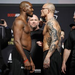 Jon Jones and Anthony Smith square off at UFC 235 weigh-ins.