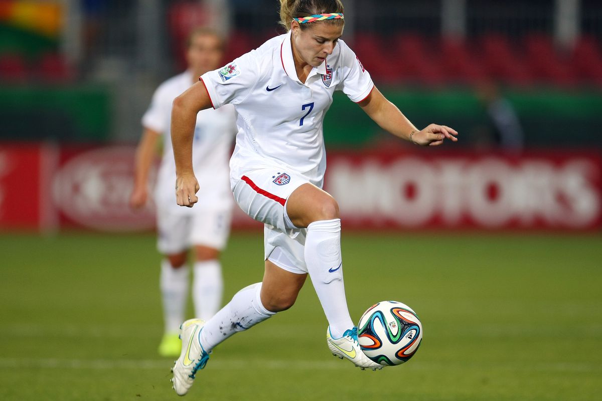 Korea DPR v USA: Quarter Final - FIFA U-20 Women's World Cup Canada 2014