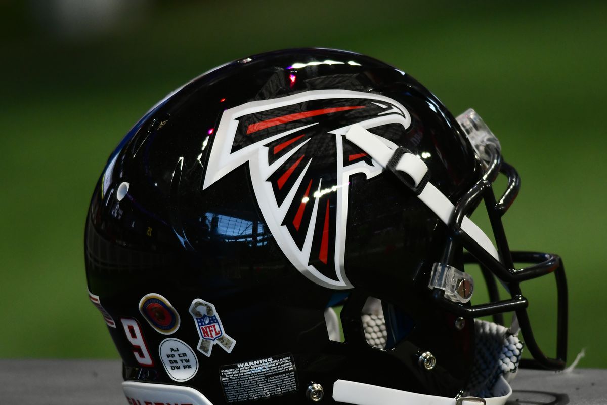 NFL: NOV 24 Buccaneers at Falcons