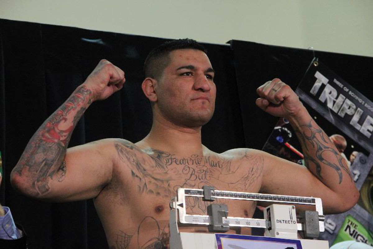 Chris Arreola is expected to win with ease tonight against Eric Molina. (Photo by Sumio Yamada/Goossen Tutor Promotions)