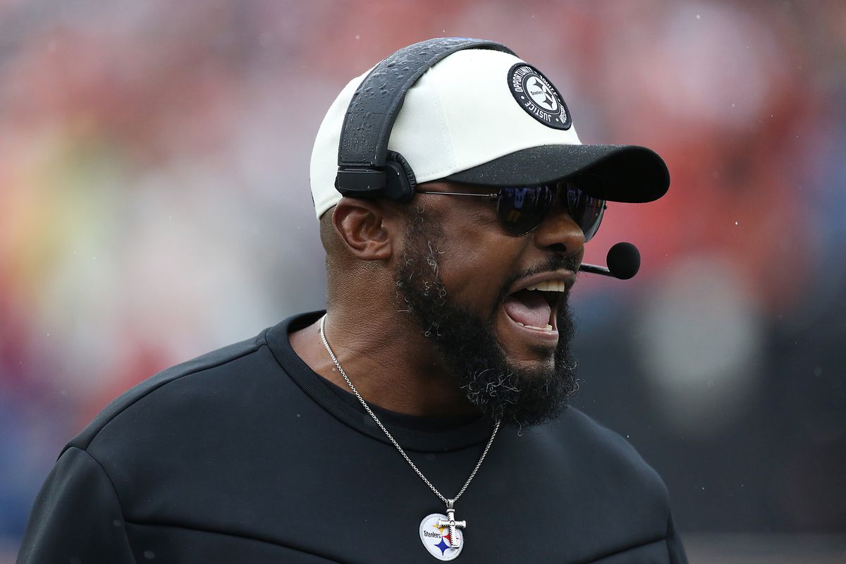 Steelers head coach Mike Tomlin in a game between the Pittsburgh Steelers and the Cincinnati Bengals at Paycor Stadium on Sunday, November. 26, 2023.