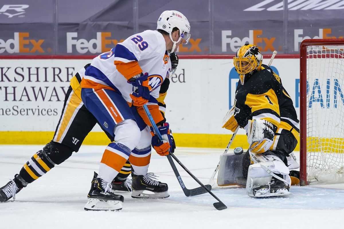 NHL: MAR 29 Islanders at Penguins