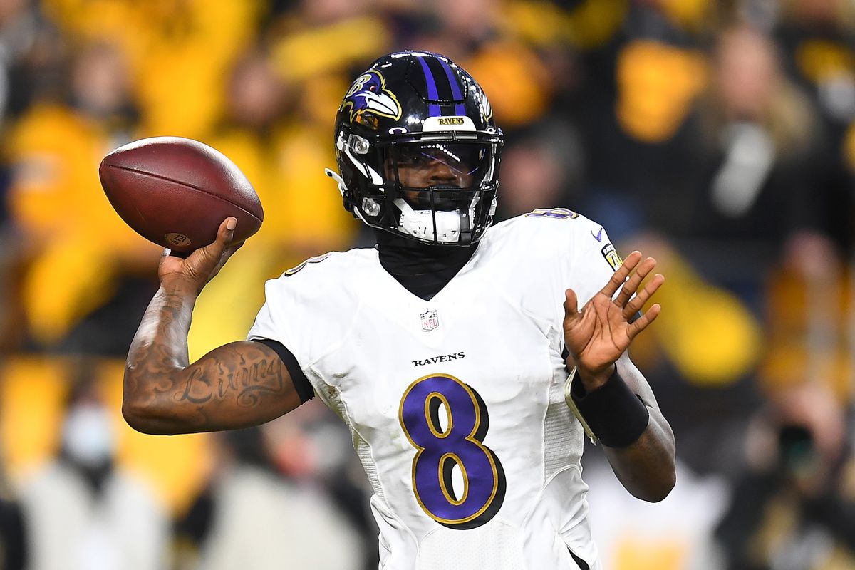 Lamar Jackson #8 of the Baltimore Ravens in action during the game against the Pittsburgh Steelers at Heinz Field on December 5, 2021 in Pittsburgh, Pennsylvania.