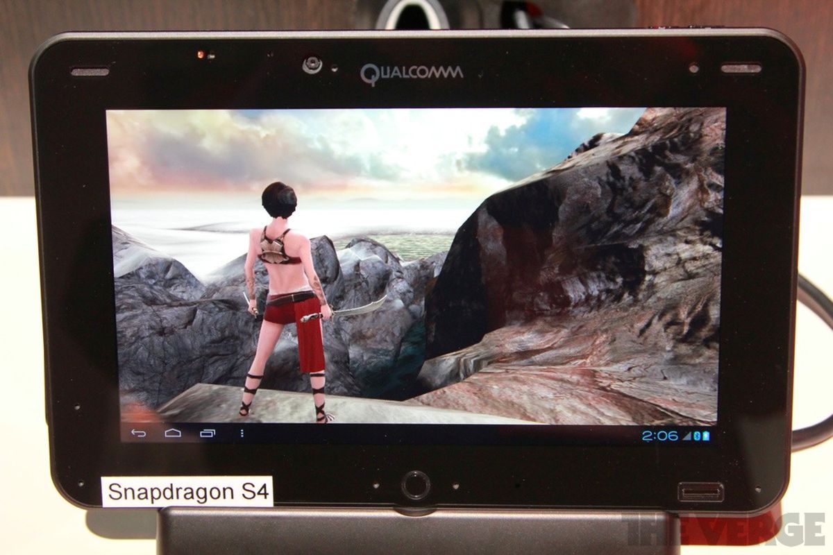 Gallery Photo:  Snapdragon S4 Liquid Mobile Development Platform hands-on pictures
