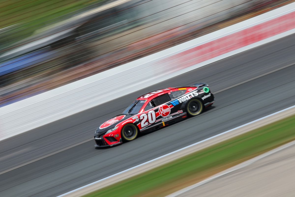 NASCAR Cup Series Crayon 301 - Qualifying