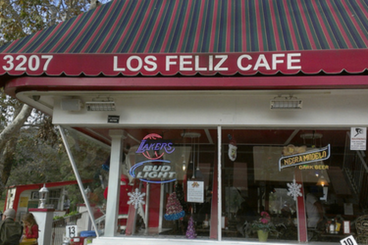Outside Los Feliz Cafe, Los Feliz. 