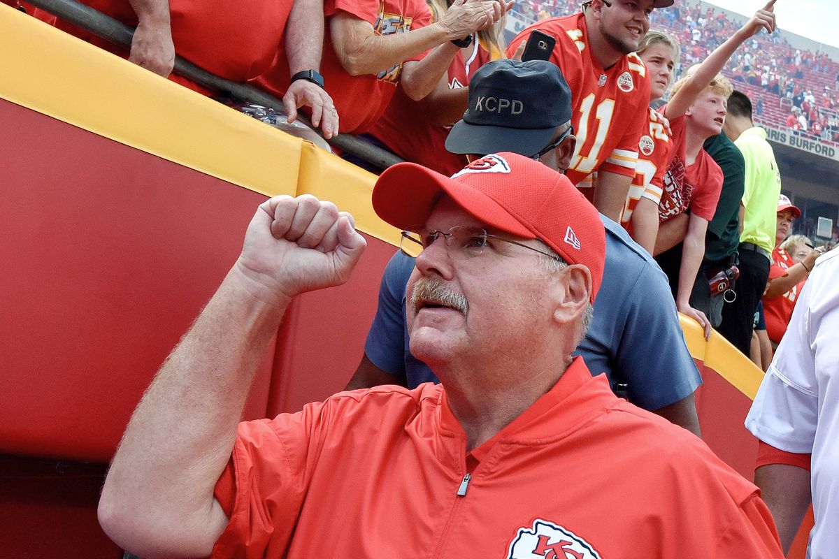 Mike Sielski: Eagles-Panthers matchup another sign NFL currently belongs to Andy Reid