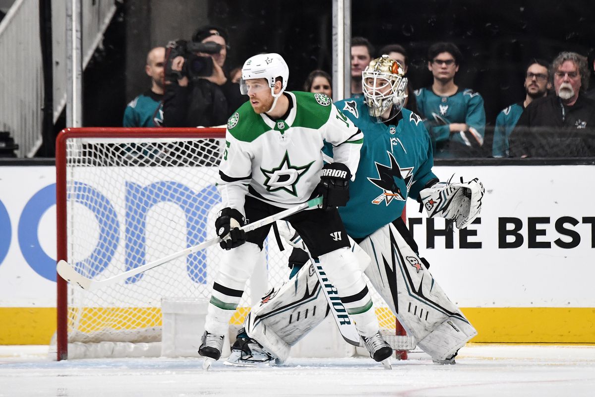 Aaron Dell #30 of the San Jose Sharks prepares to make the save against Joe Pavelski #16 of the Dallas Stars at SAP Center on January 11, 2020 in San Jose, California.