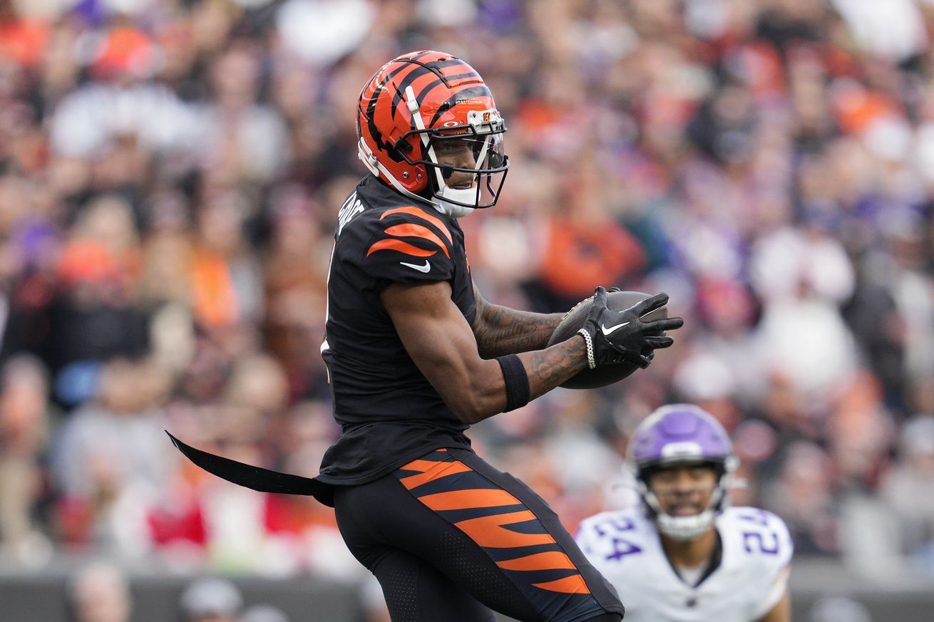Bengals vs. Steelers Injury Report: Ja’Marr Chase and Kenny Pickett out; Mason Rudolph will start
