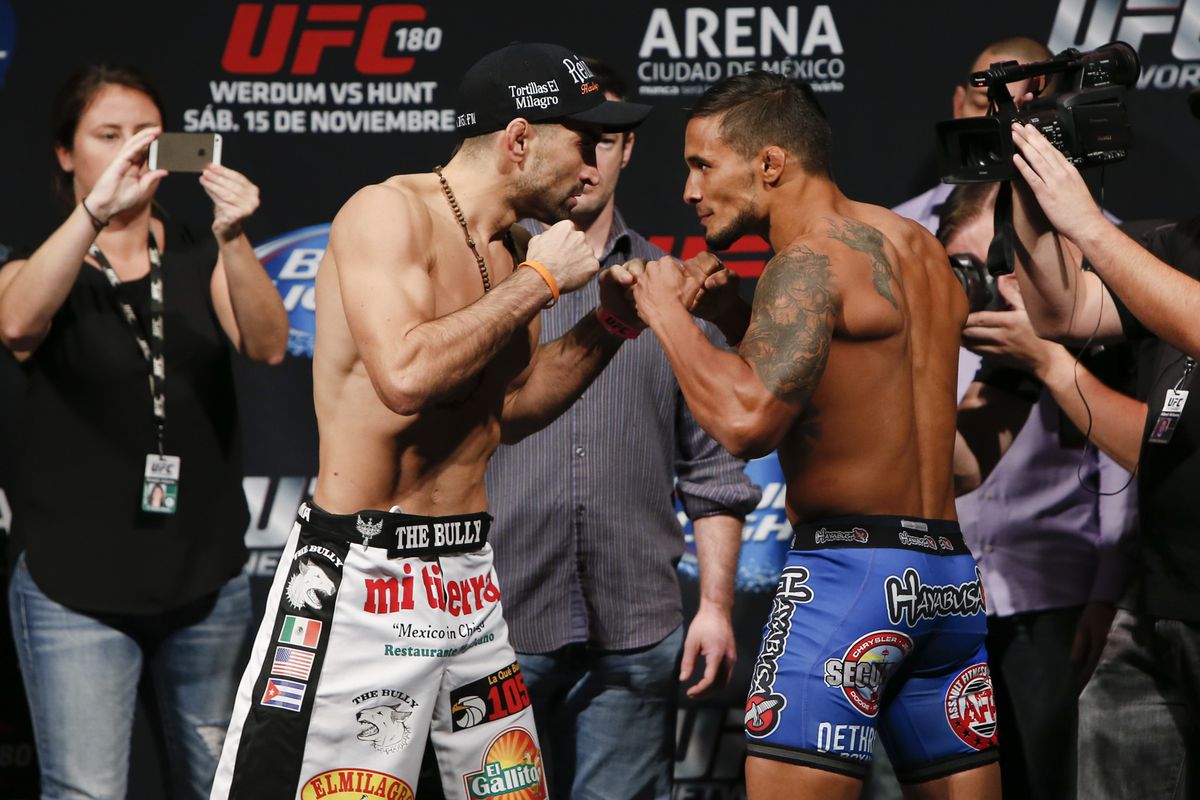 Ricardo Lamas faces Dennis Bermudez in a key featherweight contest at UFC 180.