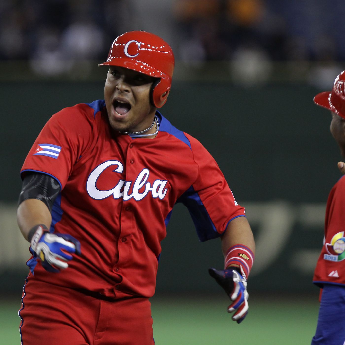 Agent: Cuban baseball player who defected after World Baseball Classic  signs contract