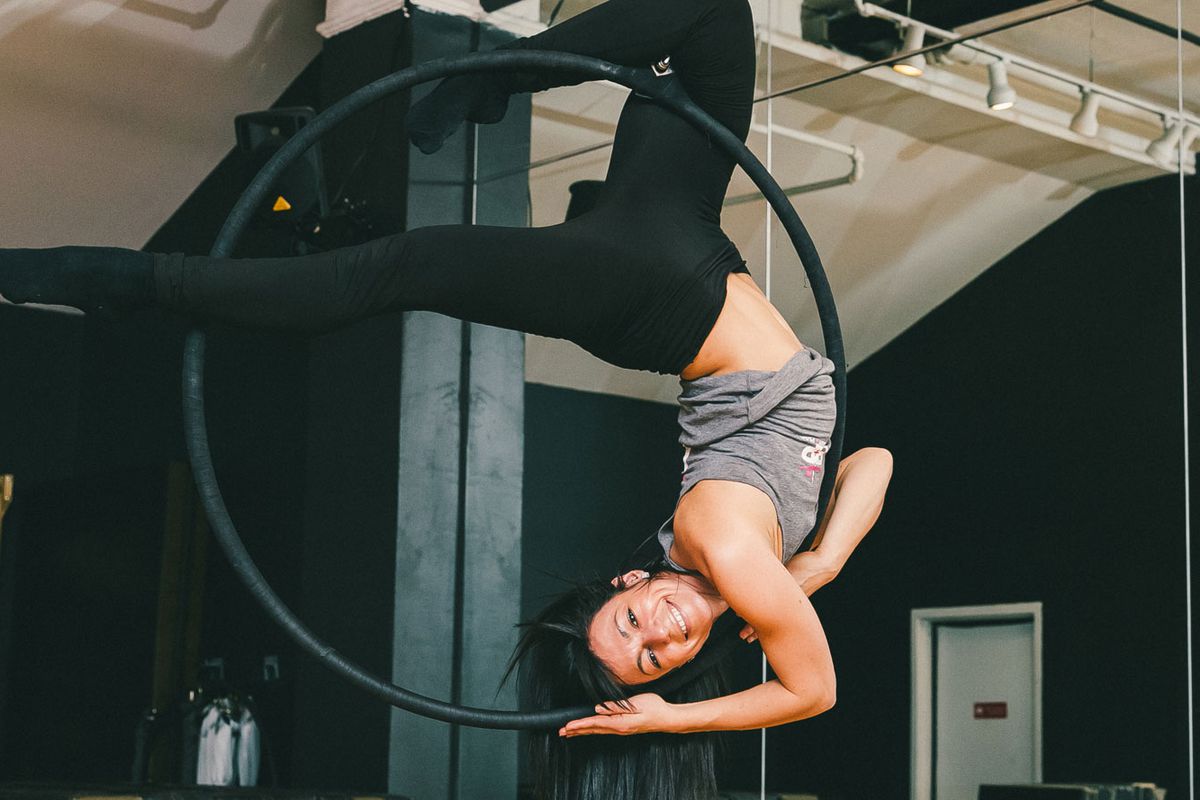 Aerial hoop instructor Elaina Royter shows us how it's done. All photos by Driely S. for Racked