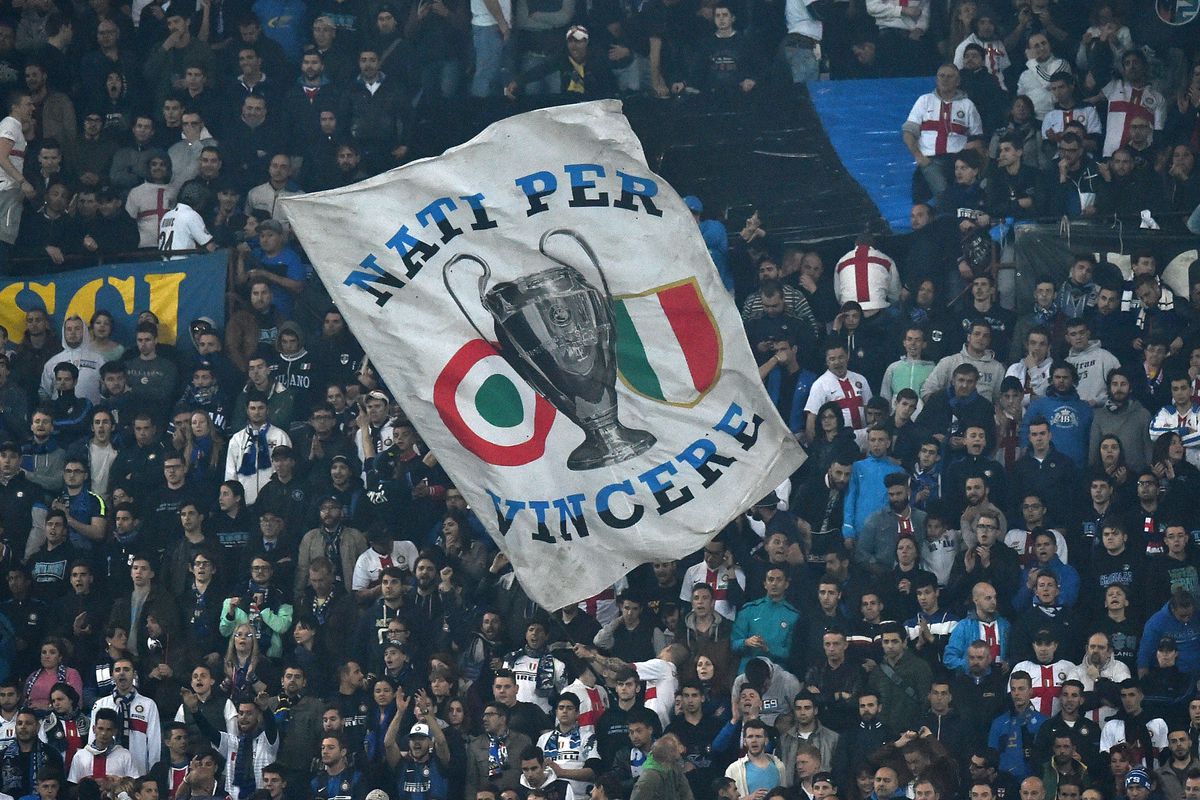Nati per vincere (Born to win) - Great choreography by Inter Milan fans before last week's derby 