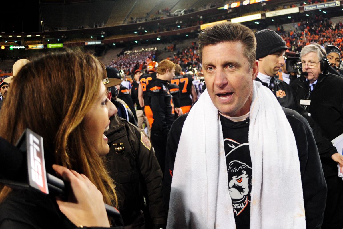 Coach Gundy talks about his new players live
