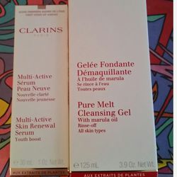A quick trip to the mall (I live in Jersey City so there are indeed malls!) was less painful than I had expected, so I was able to restock on some Clarins essentials. The marula oil cleanser is my favorite beauty product ever. I don't know what I'd do if 