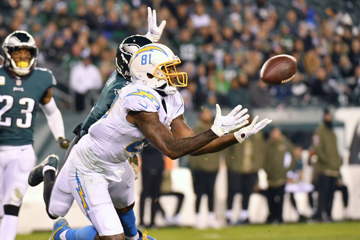 Los Angeles Chargers wide receiver Mike Williams (81) makes a catch against Philadelphia Eagles cornerback Darius Slay (2) at Lincoln Financial Field.