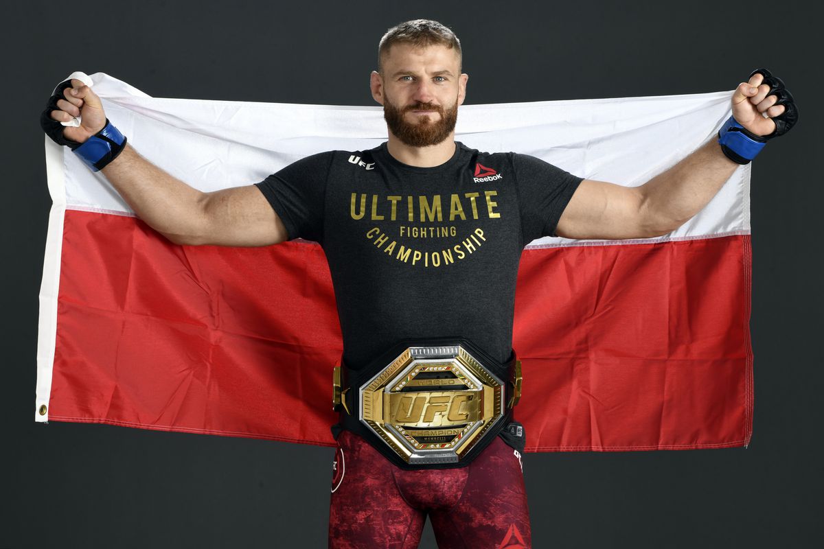 Jan Blachowicz of Poland poses for a post fight portrait backstage during UFC 253 inside Flash Forum on UFC Fight Island on September 27, 2020 in Abu Dhabi, United Arab Emirates.