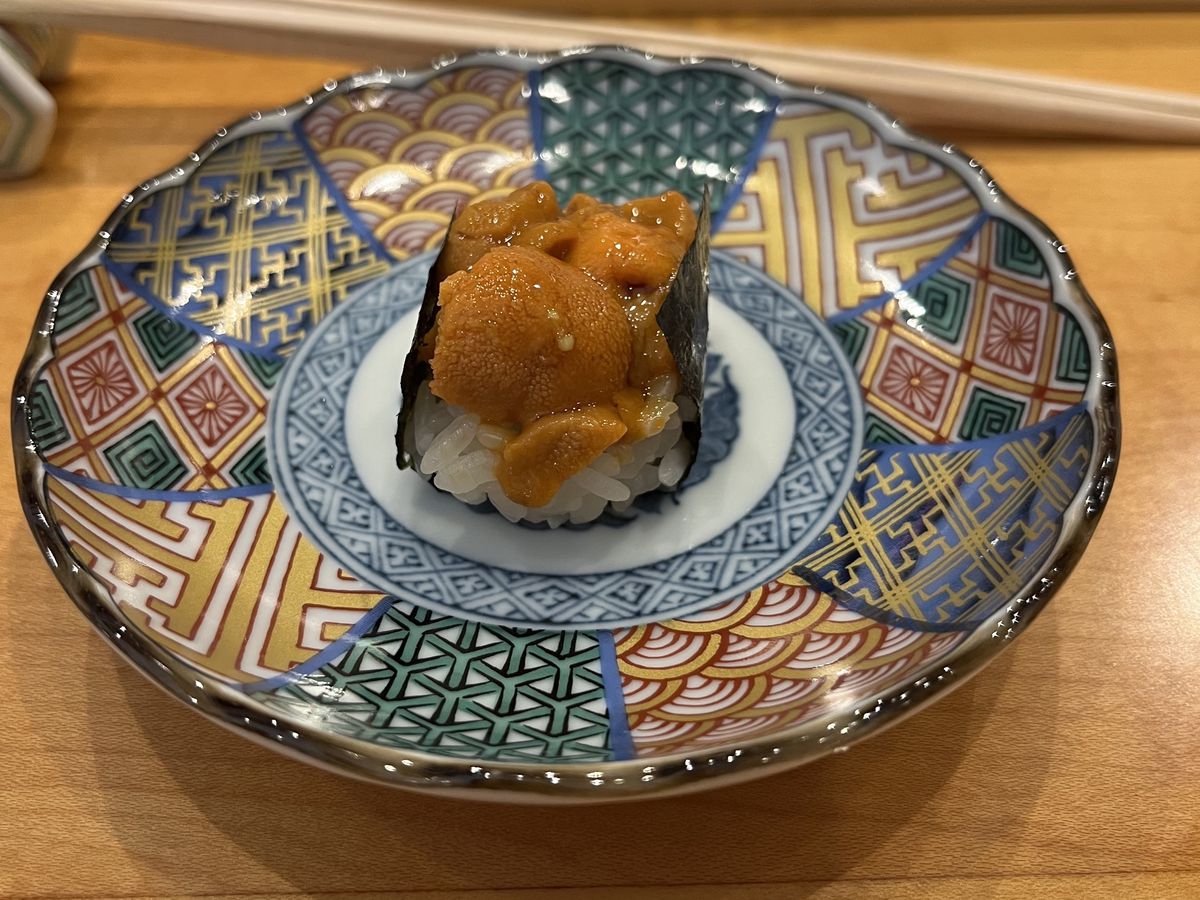 A piece of uni sushi