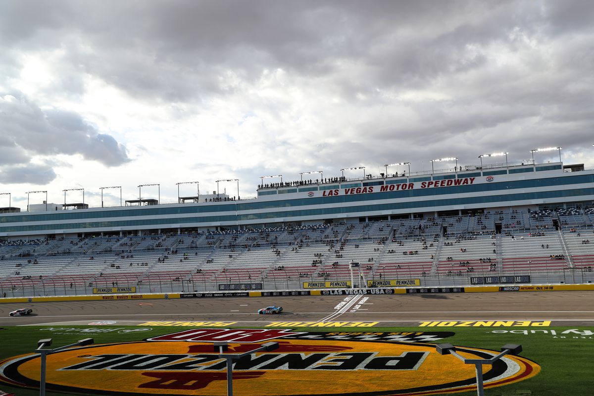 A general view of qualifying for the NASCAR Xfinity Series Alsco Uniforms 300 at Las Vegas Motor Speedway on March 04, 2022 in Las Vegas, Nevada.