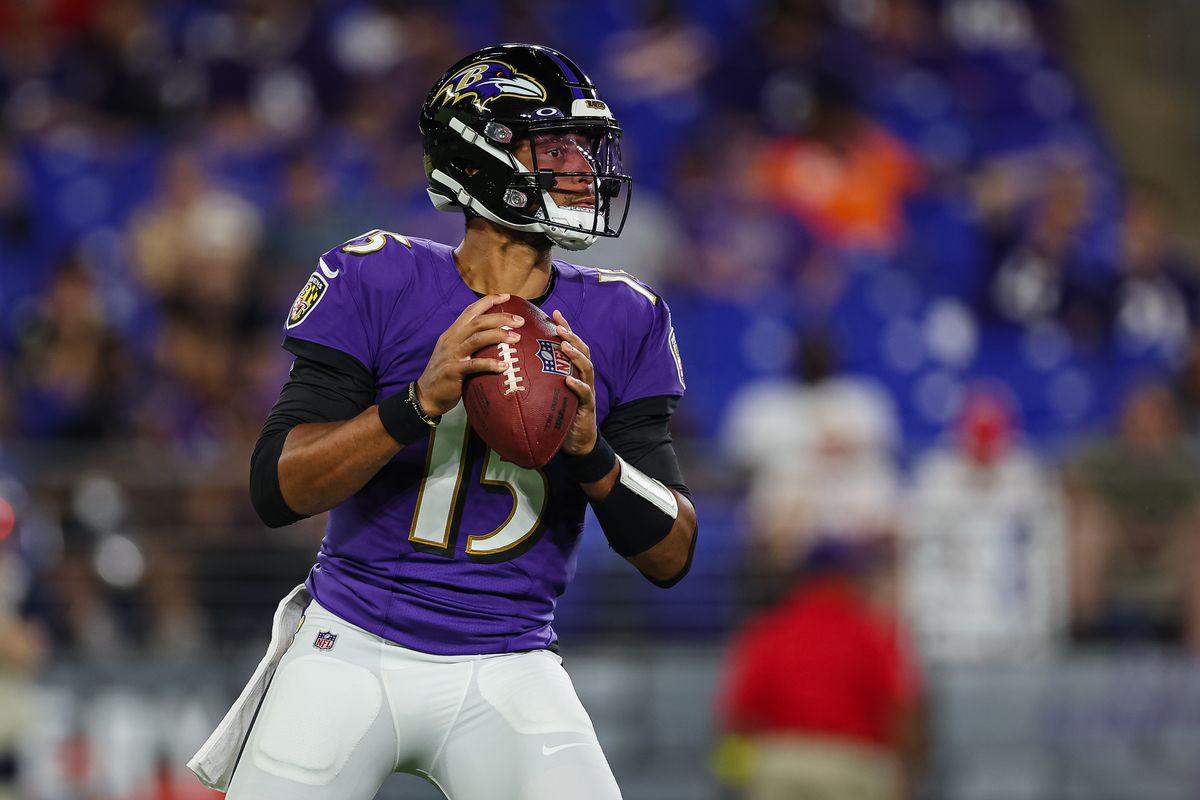 Brett Hundley #15 of the Baltimore Ravens looks to pass against the Tennessee Titans during the second half at M&amp;T Bank Stadium on August 11, 2022 in Baltimore, Maryland.
