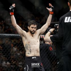 Carlos Condit is introduced at UFC on FOX 29.