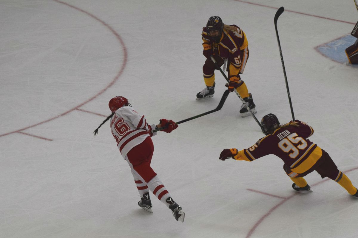 Sarah Nurse had three goals and one assist in the Badgers' sweep of Minnesota-Duluth
