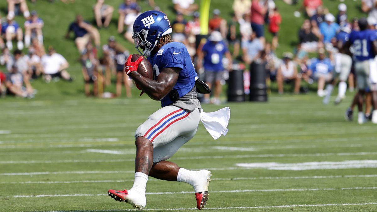 NFL: AUG 25 New England Patriots New York Giants Joint Training Camp