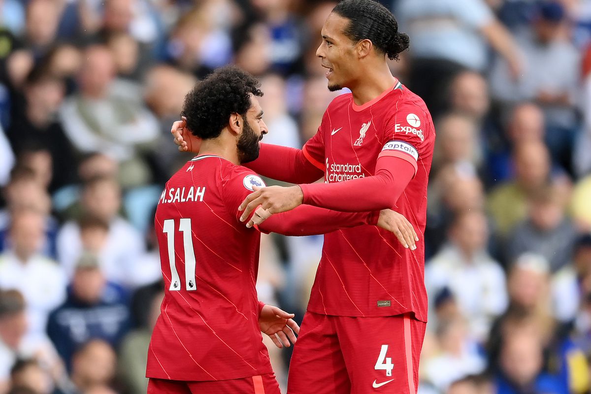 Mohamed Salah celebrates with Virgil van Dijk - Liverpool - Champions League