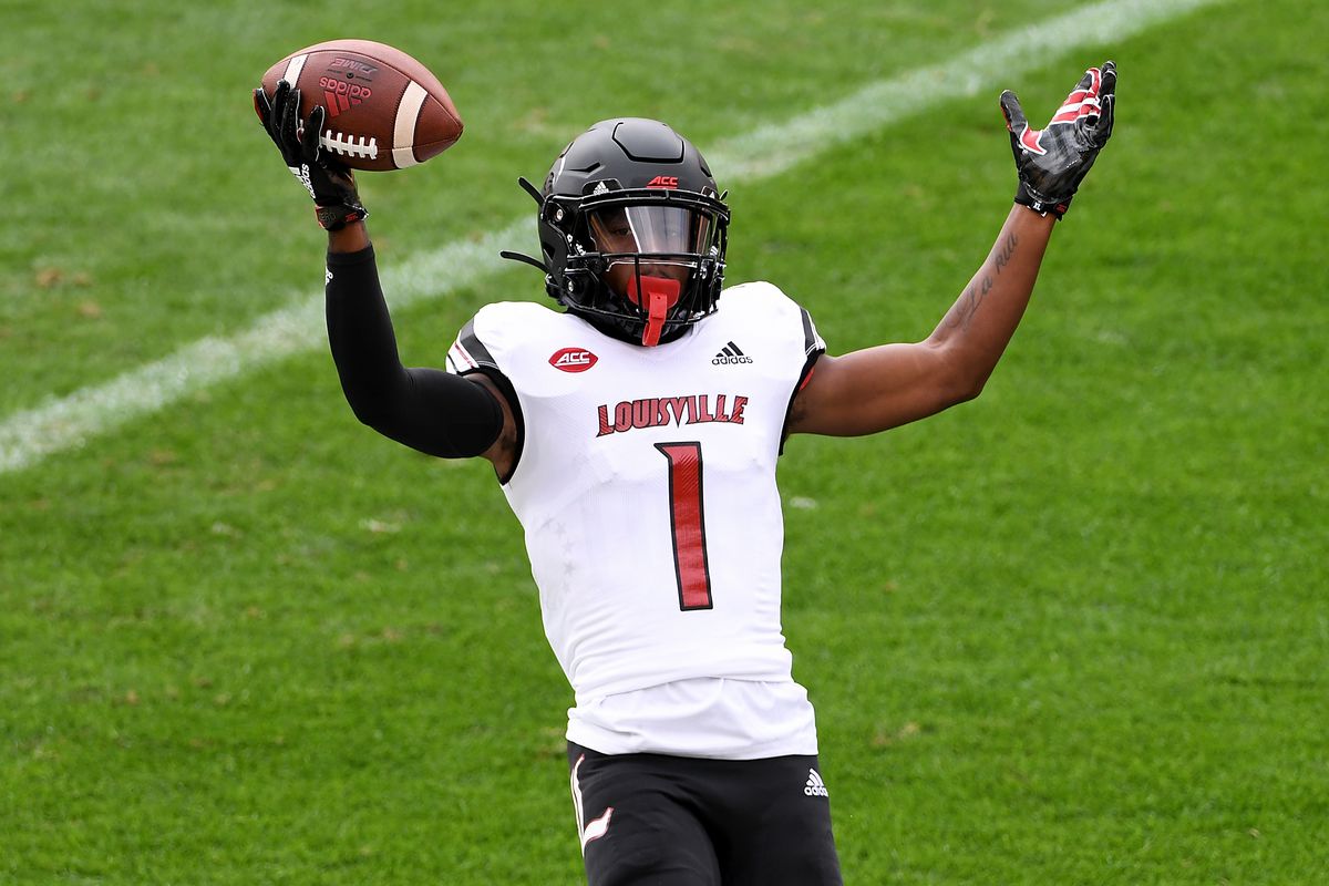 Tutu Atwell #1 of the Louisville Cardinals in action during the game against the Pittsburgh Panthers at Heinz Field on September 26, 2020 in Pittsburgh, Pennsylvania.