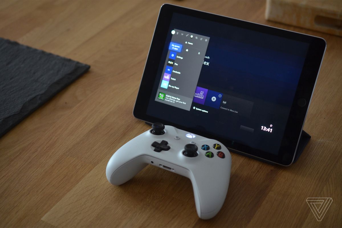 Apple S Xbox And Ps4 Controller Support Turns An Ipad Into A Portable Game Console The Verge